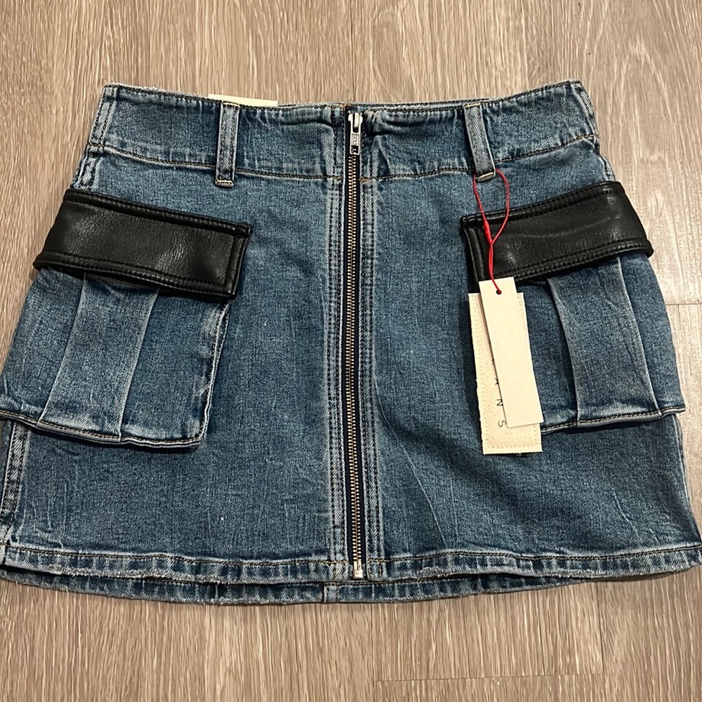 Alice and Olivia Rahmi mini skirt
